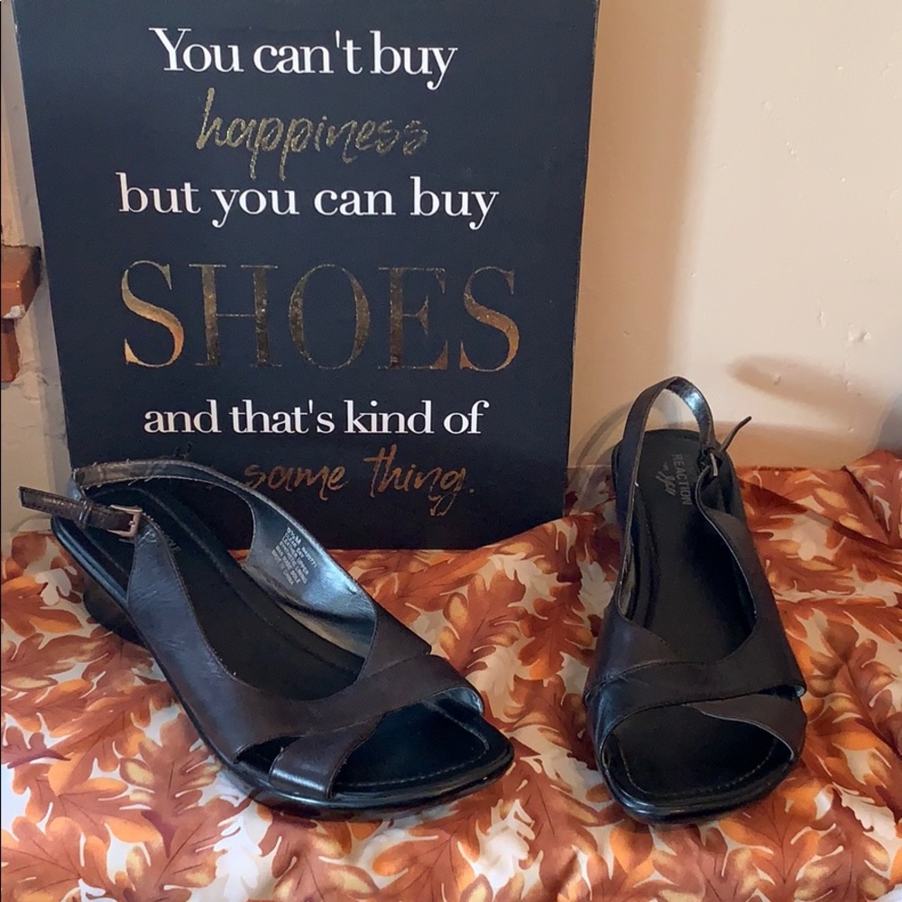 Kenneth Cole for J. Jill sling back shoes